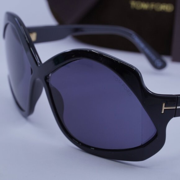 Tom Ford Cheyenne FT0903 01A Geometric Sunglasses - Shiny Black/Smoke - Picture 4 of 10
